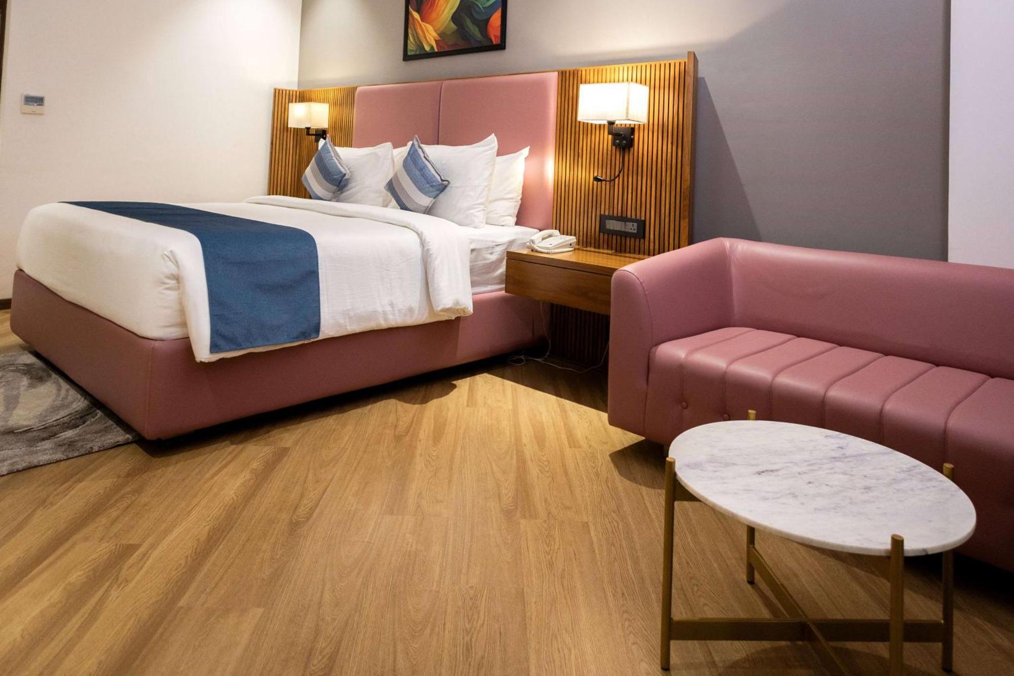 Ramada Encore By Wyndham Viramgam Luaran gambar