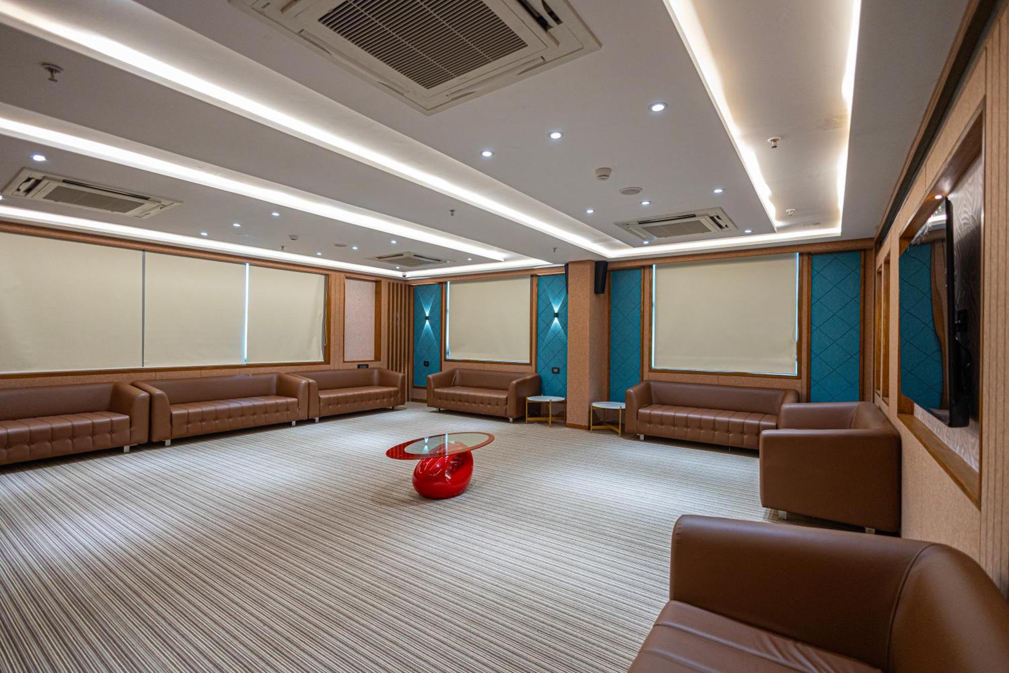 Ramada Encore By Wyndham Viramgam Luaran gambar