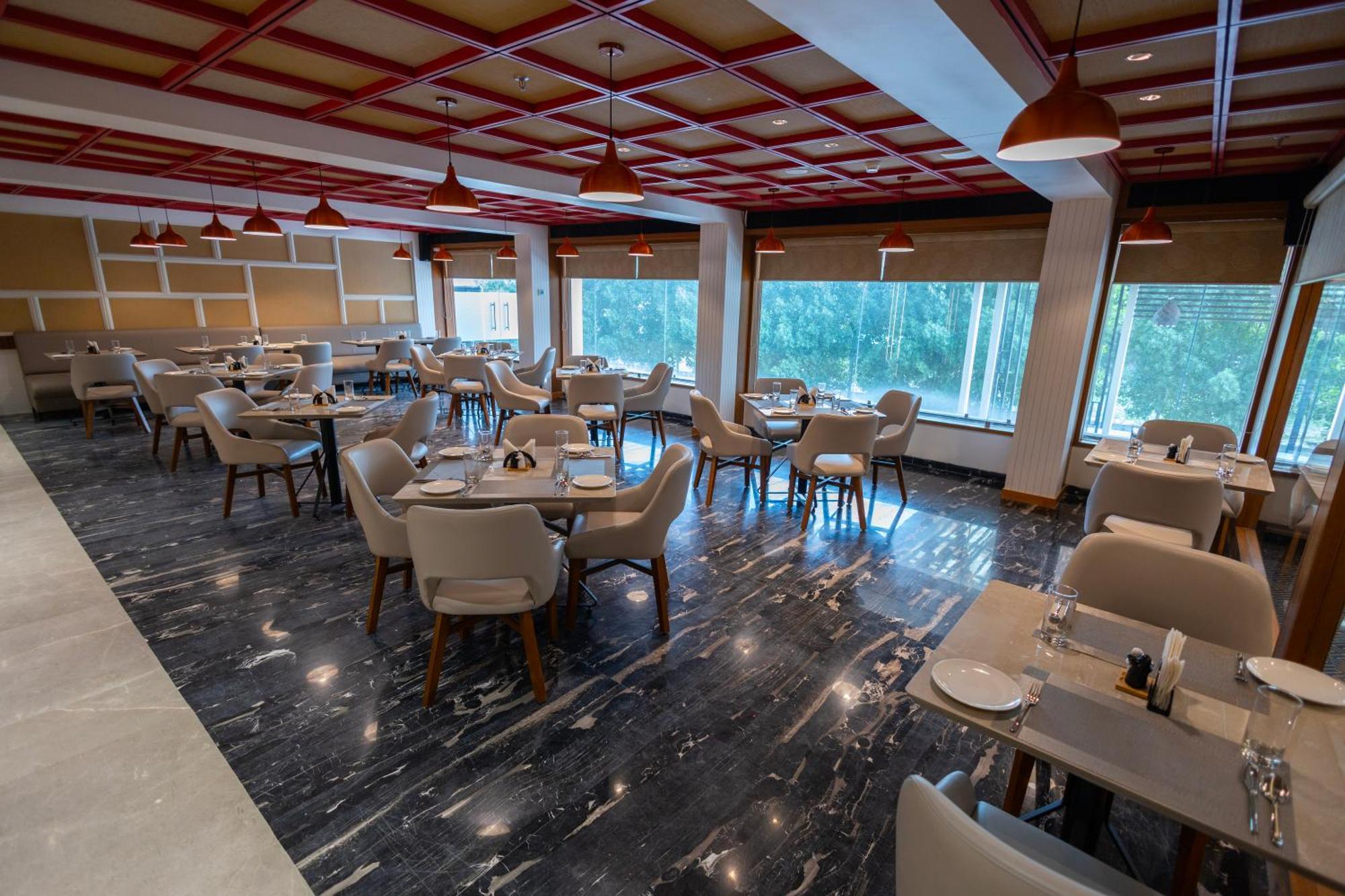 Ramada Encore By Wyndham Viramgam Luaran gambar