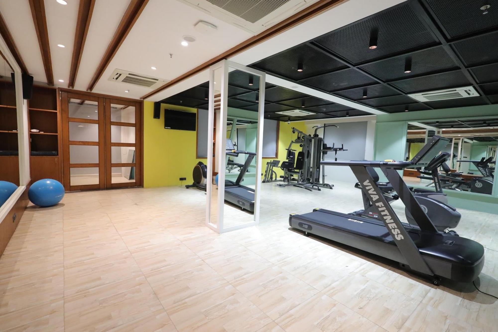 Ramada Encore By Wyndham Viramgam Luaran gambar