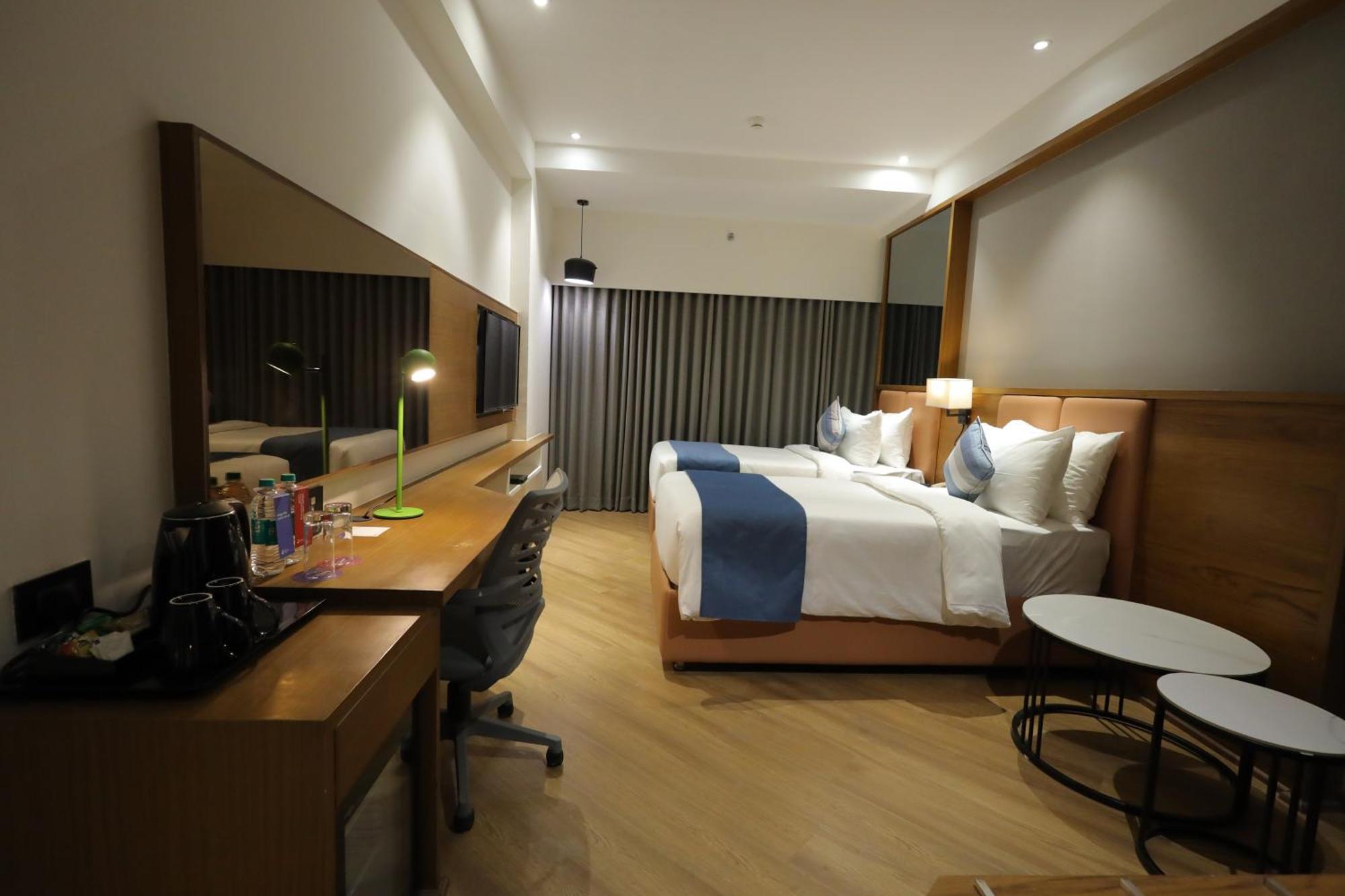 Ramada Encore By Wyndham Viramgam Luaran gambar