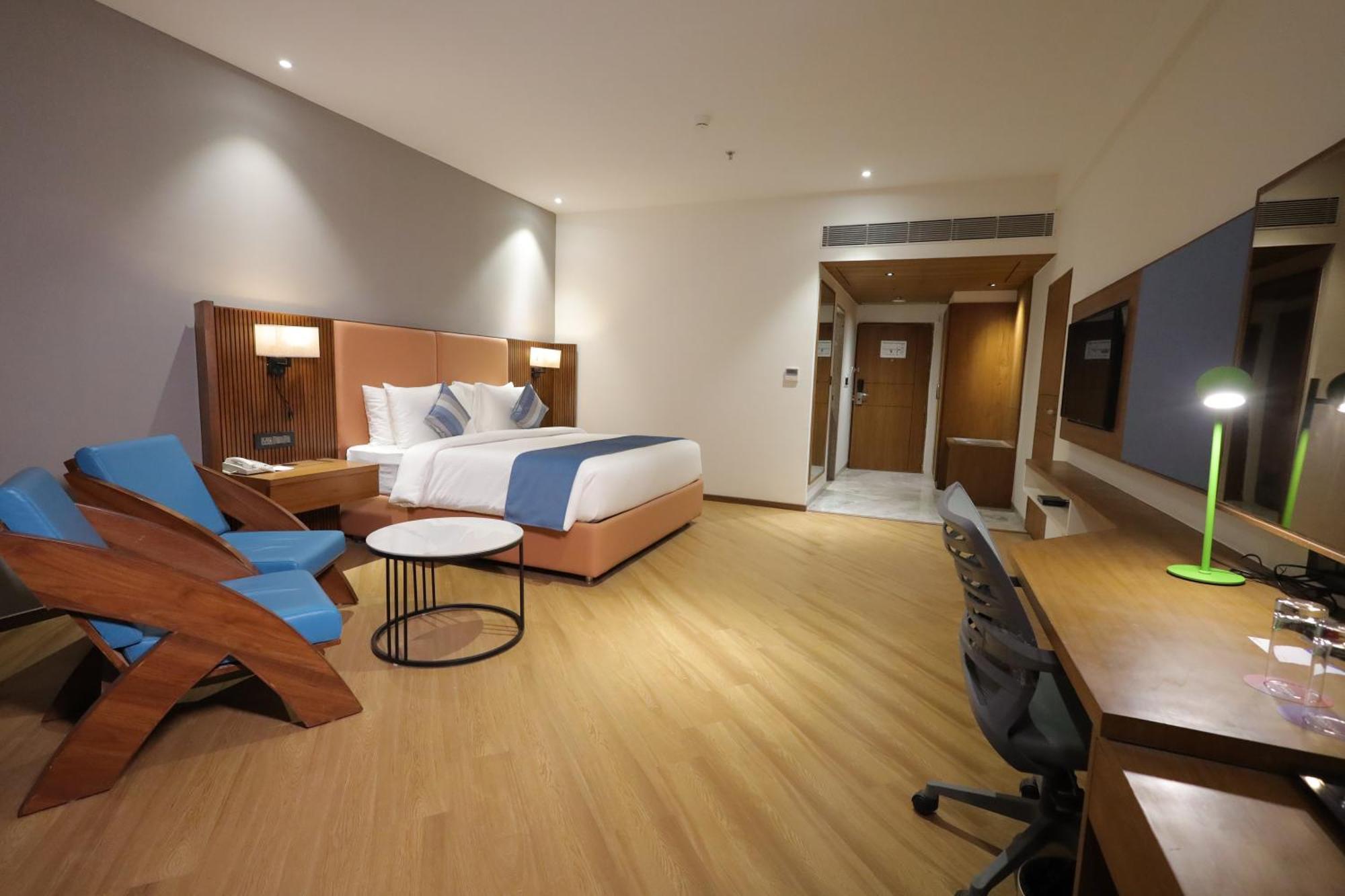 Ramada Encore By Wyndham Viramgam Luaran gambar